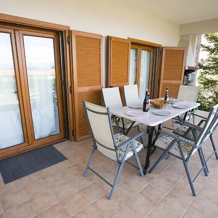 度假居 Privately Gated Garden Sea View