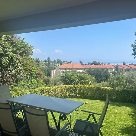 Privately Gated Garden Sea View Feriehus Kriopigi