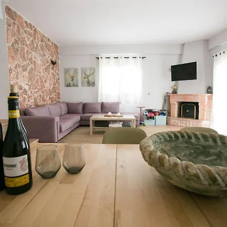 Privately Gated Garden Sea View Prázdninový dům *