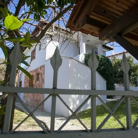 Privately Gated Garden Sea View * Kriopigi